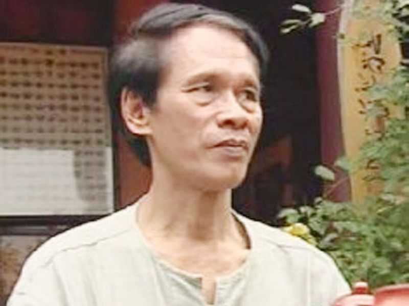 Nguyễn Khắc Thạch: Âm bản của nước mắt